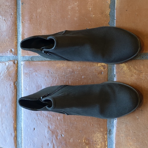 Kensie Ankle Bootie Women's 8.5M - Picture 3 of 5